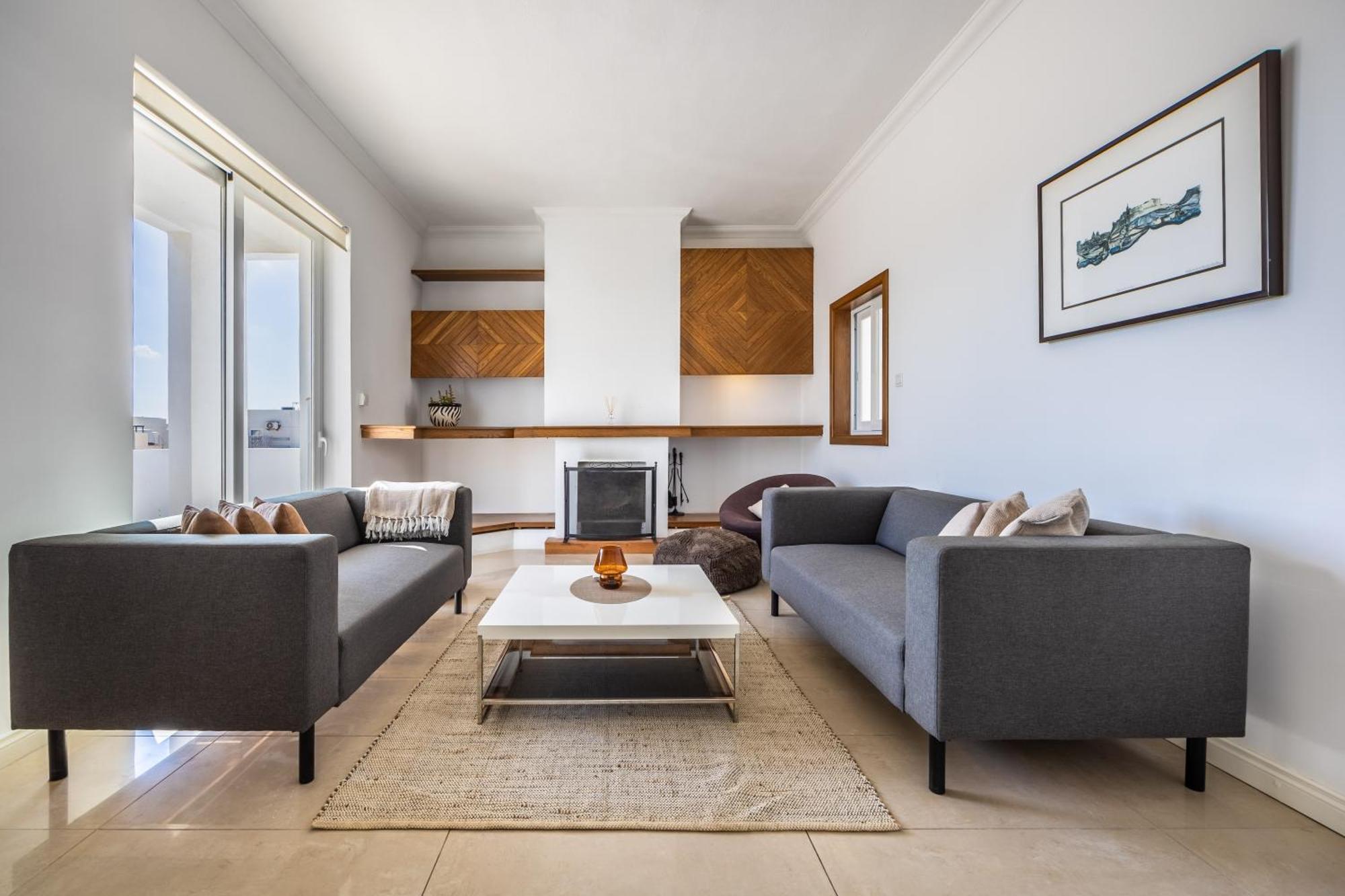 Stunning - Seaview Penthouse 3-bed + Parking Sliema